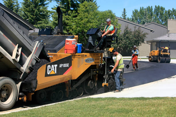 Best Professional Driveway Pavers  in Marion, IA